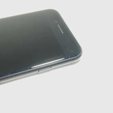 【決算特価！】iPhone SE 第2世代 / 2020 / 64GB / ブラック / au版SIMロック解除品 / ランク:C / MHGP3J/A / A2296 【中古品管理番号:40492】
