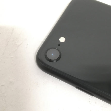 【決算特価！】iPhone SE 第2世代 / 2020 / 64GB / ブラック / au版SIMロック解除品 / ランク:C / MHGP3J/A / A2296 【中古品管理番号:40492】