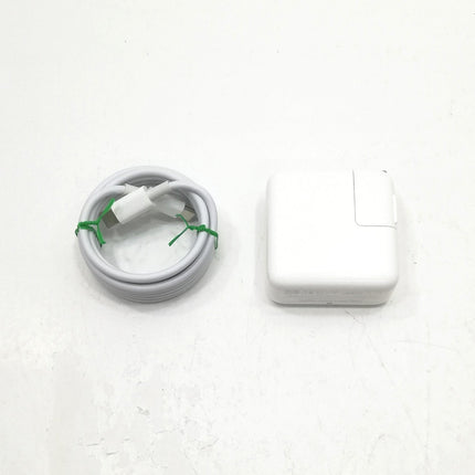 MacBook Air M1 / 13インチ / Mid2020 / 8GB / 256GB / スペースグレイ / ランク:B / MGN63J/A / 【中古品管理番号:40656】