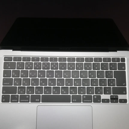 MacBook Air M1 / 13インチ / Mid2020 / 8GB / 256GB / スペースグレイ / ランク:B / MGN63J/A / 【中古品管理番号:40656】