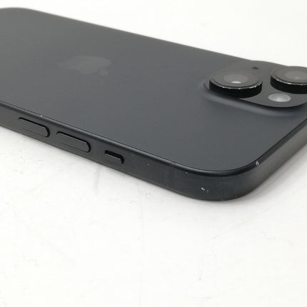 【決算特価！】iPhone 15 / 2023 / 128GB / ブラック / docomo版SIMフリー / ランク:C / MTMH3J/A / A3089 【中古品管理番号:40936】