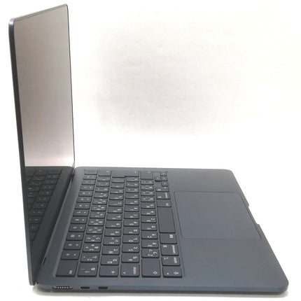 【決算特価！】MacBook Air M2 / 13インチ / 2022 / 8GB / 256GB / ミッドナイト / ランク:B / MLY33J/A / A2681 【中古品管理番号:41004】
