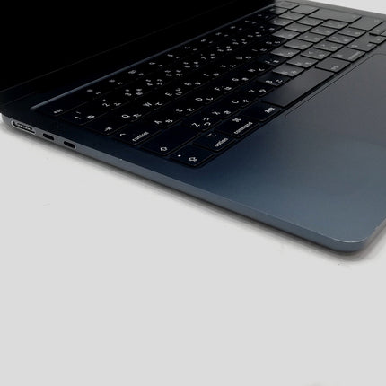 【決算特価！】MacBook Air M2 / 13インチ / 2022 / 8GB / 256GB / ミッドナイト / ランク:C / MLY33J/A / 【中古品管理番号:41084】