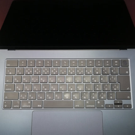 MacBook Air M2 / 15インチ / 2023 / 24GB / 512GB / ミッドナイト / ランク:B / MQKX3J/A / 【中古品管理番号:41312】