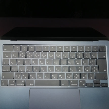 【決算特価！】MacBook Air M2 / 13インチ / 2022 / 8GB / 256GB / ミッドナイト / ランク:B / MLY33J/A / A2681 【中古品管理番号:41384】
