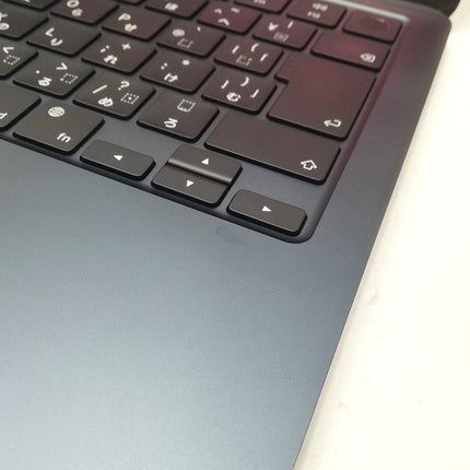 【決算特価！】MacBook Air M2 / 13インチ / 2022 / 8GB / 256GB / ミッドナイト / ランク:B / MLY33J/A / A2681 【中古品管理番号:41384】