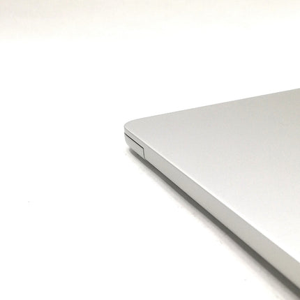 【決算特価！】MacBook Air M2 / 13インチ / 2022 / 8GB / 256GB / シルバー / ランク:C / MLXY3J/A / A2681 【中古品管理番号:41697】
