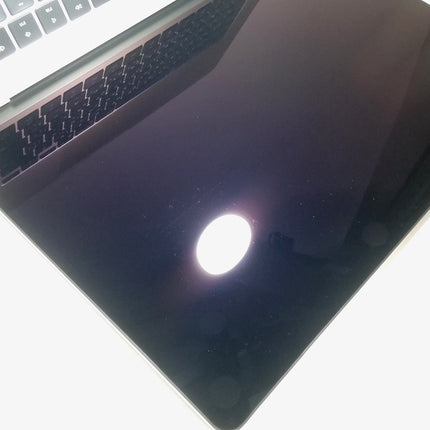 MacBook Air M2 / 15インチ / 2023 / 16GB / 1TB / スターライト / ランク:B / MQKV3J/A / 【中古品管理番号:41806】