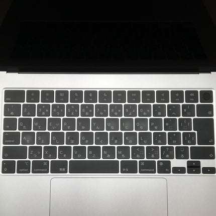 MacBook Air M2 / 15インチ / 2023 / 8GB / 256GB / シルバー / ランク:B / MQKR3J/A / A2941 【中古品管理番号:41988】