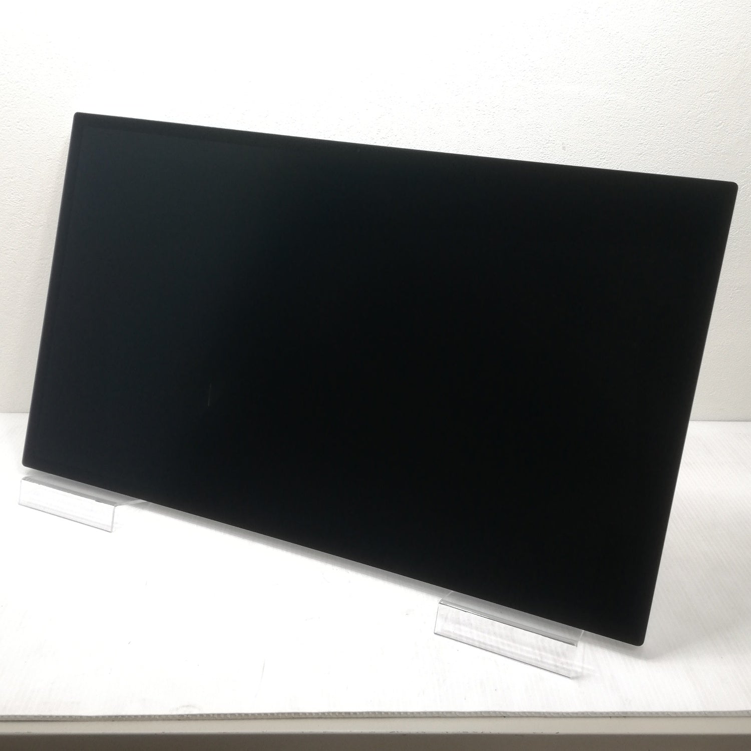 Studio Display Nano-textureガラス - VESAマウントアダプタ / 27インチ / 2026 / / シルバー / ランク:A / MFF24J/A / 【中古品管理番号:42010】