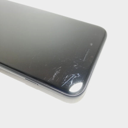 iPhone SE 第3世代 / 2022 / 64GB / ミッドナイト / au版SIMフリー / ランク:B / MMYC3J/A / A2782 【中古品管理番号:42133】