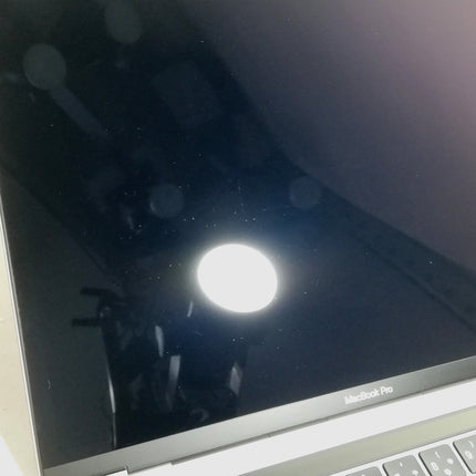 MacBook Pro M1 / 13インチ / 2020 / 8GB / 256GB / スペースグレイ / ランク:C / MYD82J/A / 【中古品管理番号:42154】