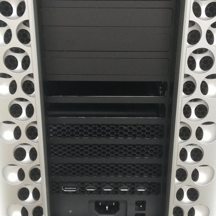 【決算特価！】Mac Pro / 2019 / 96GB / 1TB / シルバー / ランク:C / Z0W3 / 【中古品管理番号:42336】