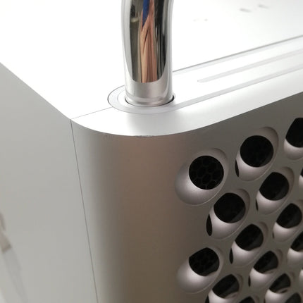 【決算特価！】Mac Pro / 2019 / 96GB / 1TB / シルバー / ランク:C / Z0W3 / 【中古品管理番号:42338】