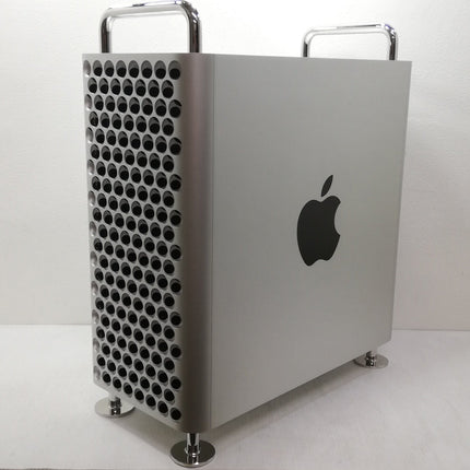 【決算特価！】Mac Pro / 2019 / 96GB / 1TB / シルバー / ランク:C / Z0W3 / 【中古品管理番号:42338】