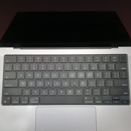 MacBook Pro M1 Max / 14インチ / 2021 / 64GB / 1TB / スペースグレイ / ランク:C / MKGQ3J/A / 【中古品管理番号:42453】