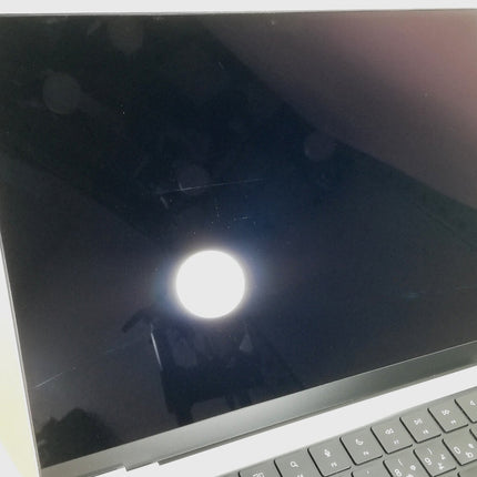 MacBook Pro M1 Pro / 14インチ / 2021 / 32GB / 512GB / シルバー / ランク:C / MKGR3J/A / 【中古品管理番号:42568】