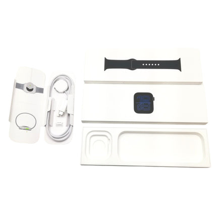 【中古品】 Apple Watch/ SE (第3世代) / 40mm /GPSモデル / MEHN4J/A / A3324 / ミッドナイトアルミニウムケース / ミッドナイトスポーツバンド (S/M) 【中古品管理番号:A40797】